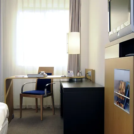 Novotel Otel 4*